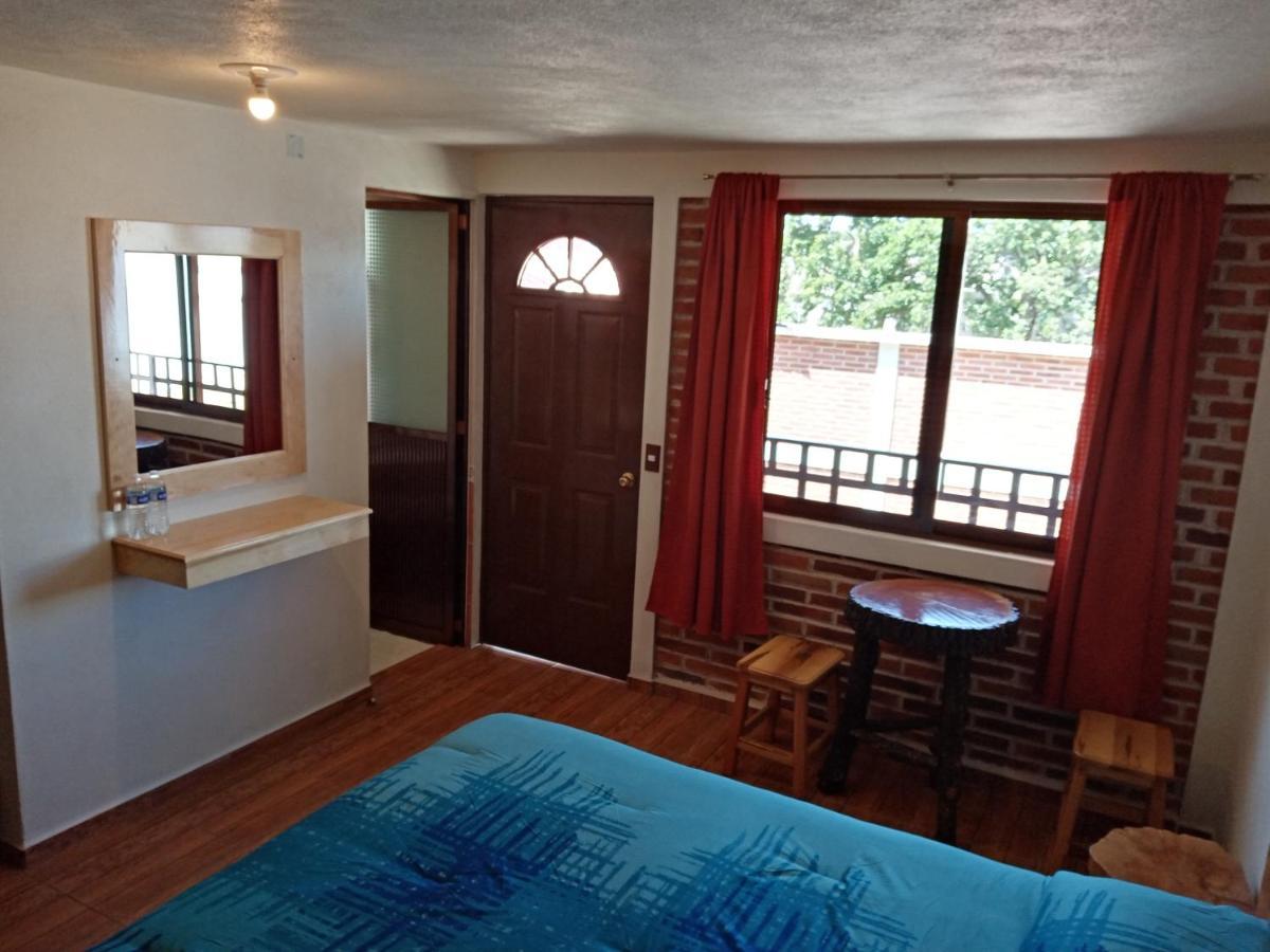 Hotel Tlatoani ชิกาฮัวปัน ภายนอก รูปภาพ